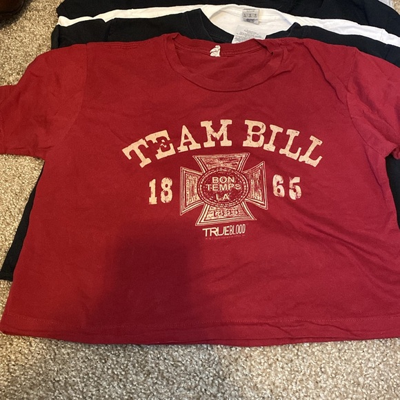 Crop top bundle. Size medium - Picture 4 of 11